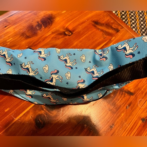 Unicorn Print Fanny Pack NWOT - Picture 6 of 7